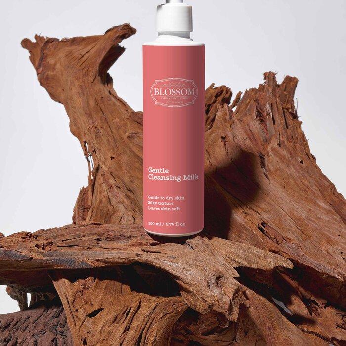 Blossom Blossom Gentle Cleansing Milk, Designed From The Uk