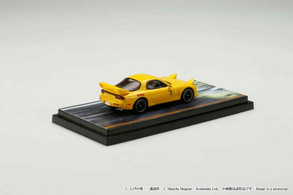 Масштаб HJ64 Mazda RED SUNS Initial D с фигурками водителей Такуми Фудзивары и Кэйсукэ Такахаси 1/64 RX-7 (ФД3С) / (Готовый продукт)