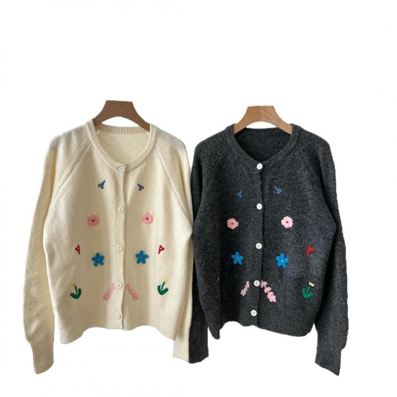 2025 Autumn/Winter Soft Fluffy Round Neck Korean Style Embroidered Flower Knit Cardigan Sweater for Women