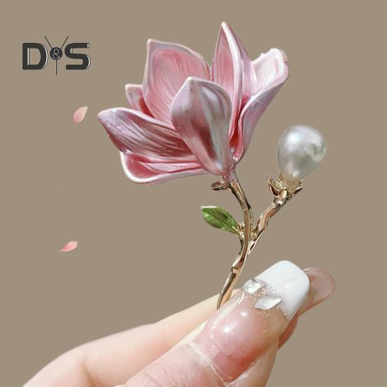 Magnolia Brooch Zinc Alloy Pin with Oil Dripping Process Decorative Pin T-Shirts Dresses Coats Badge Jewelry Accessory