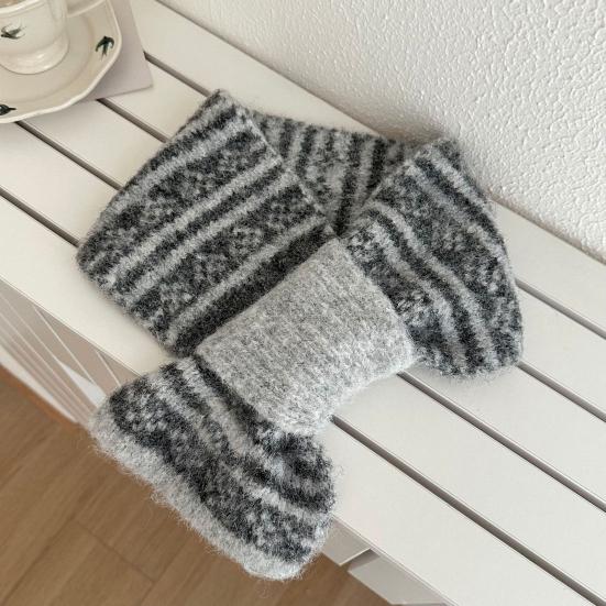 Winter Scarf Small Hole Design Thickened Warm Print Scarf Windproof Cold-Resistant Women Neck Warmer