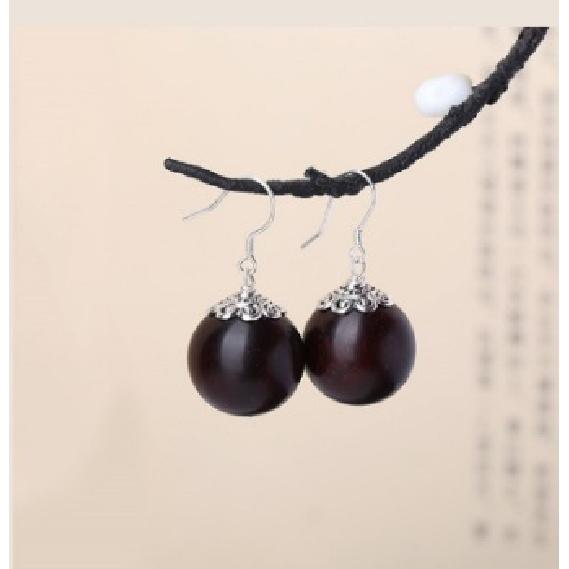 Women's small-leaf rosewood earrings s9Vintage earrings Artistic Redwood Bead Earrings in Vintage Style