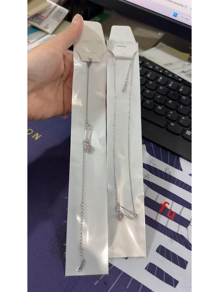 Женское ожерелье с подвеской в виде сердца и булавки из циркона - Роскошная цепочка из титановой стали