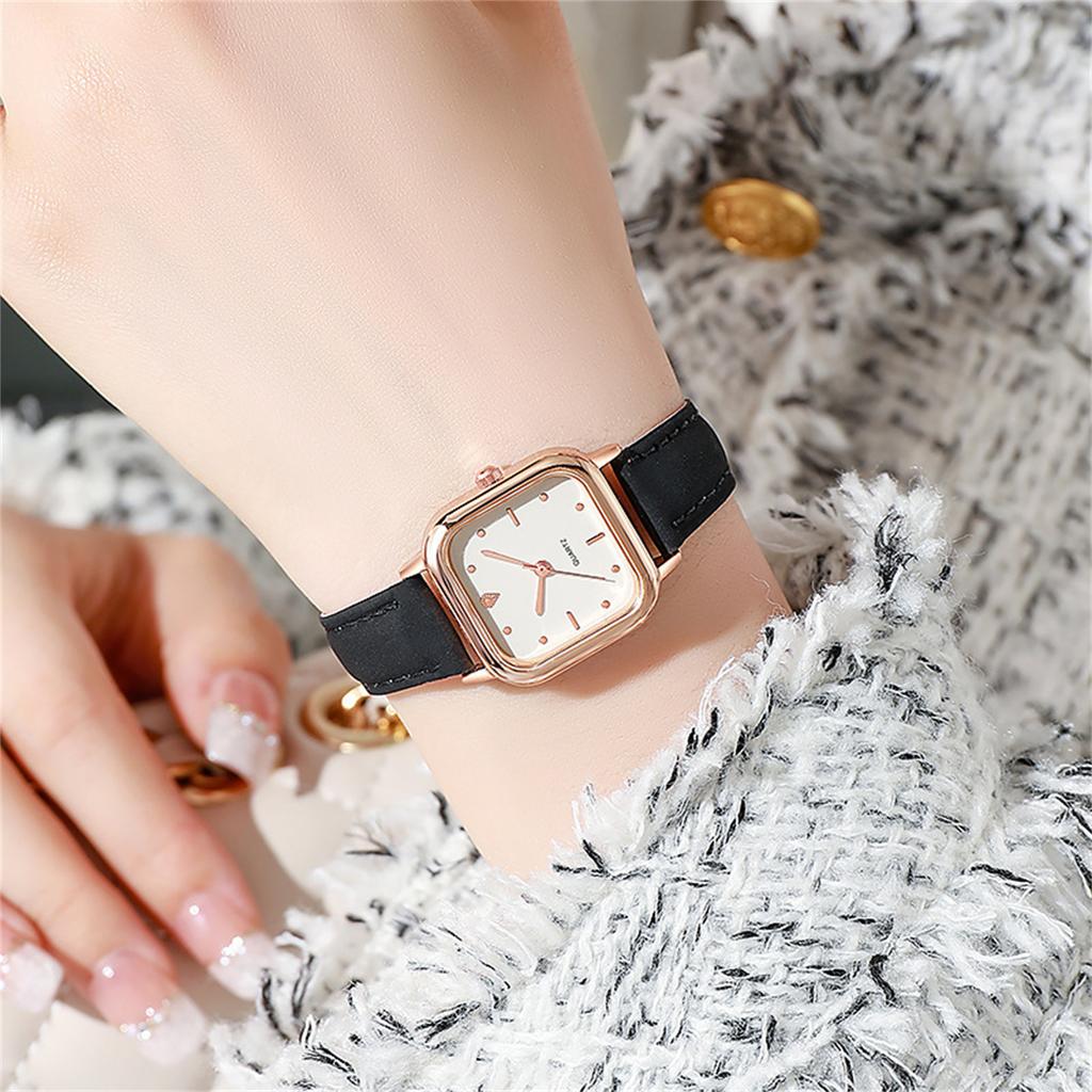 Women Fashion Leather Watch