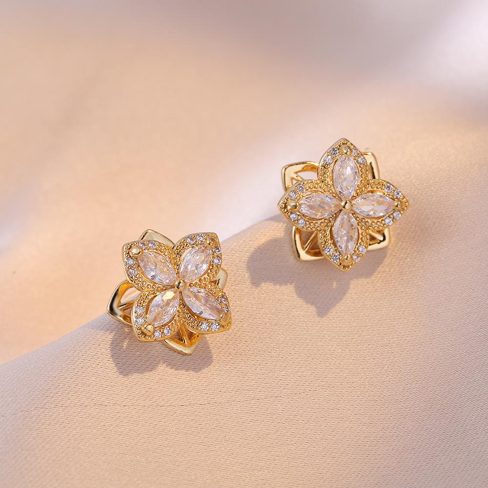 Fashion Personality Ladies Necklace