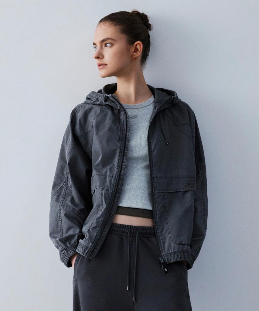 New Balance Nbnag3W832 / Женская ветровка с капюшоном Allday Washed (D/Угольный)