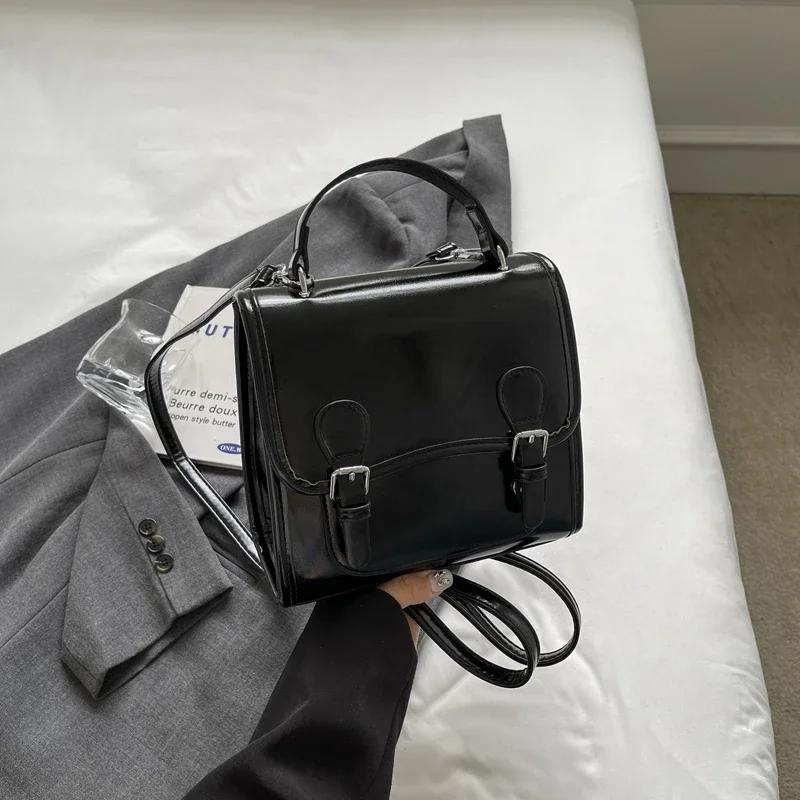 Backpacks with Solid Internal Compartment  Flap Pocket  High-quality Bags for Women  Fashion Interior  Zipper Pocket  PU Backpacks