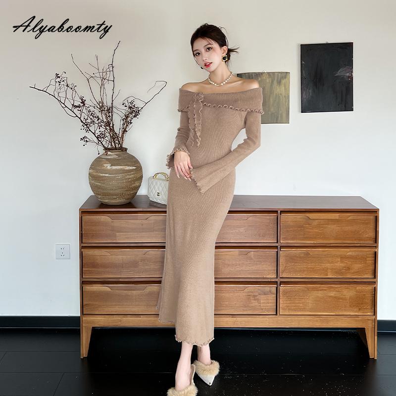 Французский стиль Осень Зима Женское платье-свитер С открытыми плечами Бежево-желтое Цветочное вязаное платье Вязаное Женственное Элегантное Шикарное платье