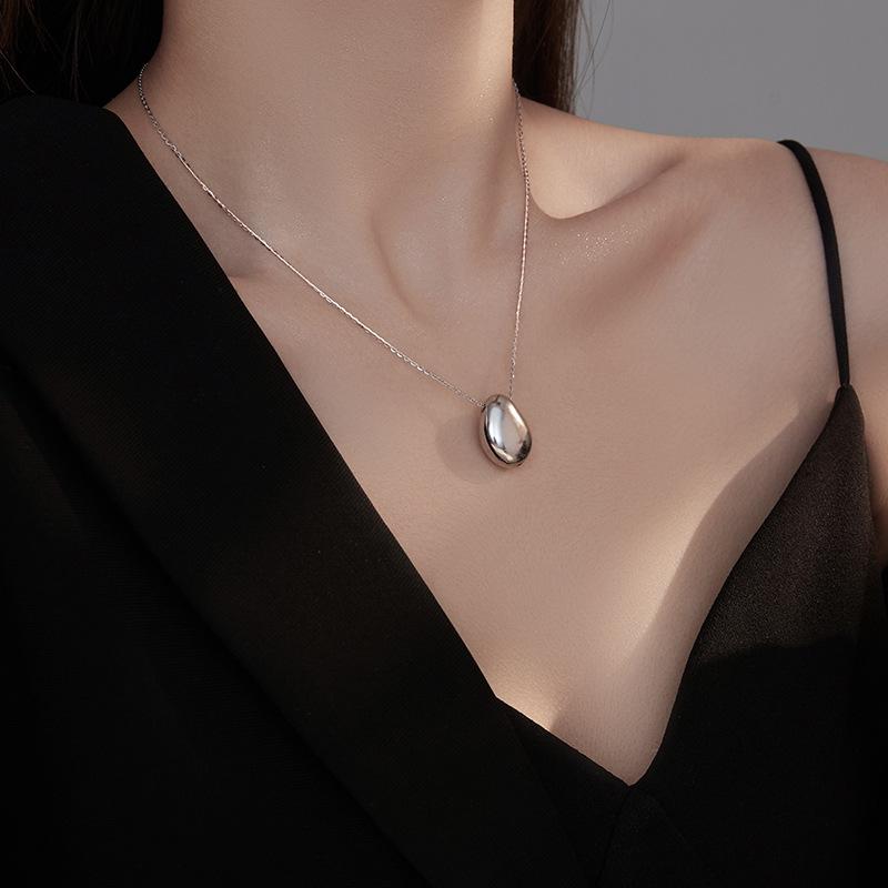 S925 Silver Pigeon Egg Necklace: Elegant Water Drop Pendant On Clavicle Chain