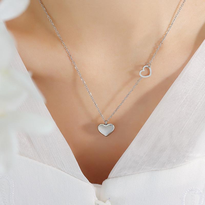 Blogger Jewelry Миниатюрное двойное персиковое сердечко Love ожерелье, титановая сталь с покрытием 18-каратное золото ключичная цепочка P221