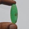 Натуральный драгоценный камень хризопраз кабошон 26 карат размер 32x14 мм овальная форма, изготовление ювелирных изделий ремесло поставки