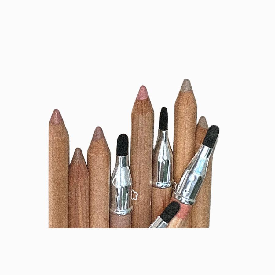 AOU Карандаш для губ для растушевки 1,6 г