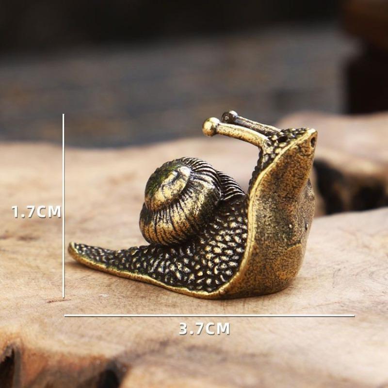 Personalized Antique Mini Snail Ornament Desktop Playpiece Tea Pet Tea Ceremony Decoration