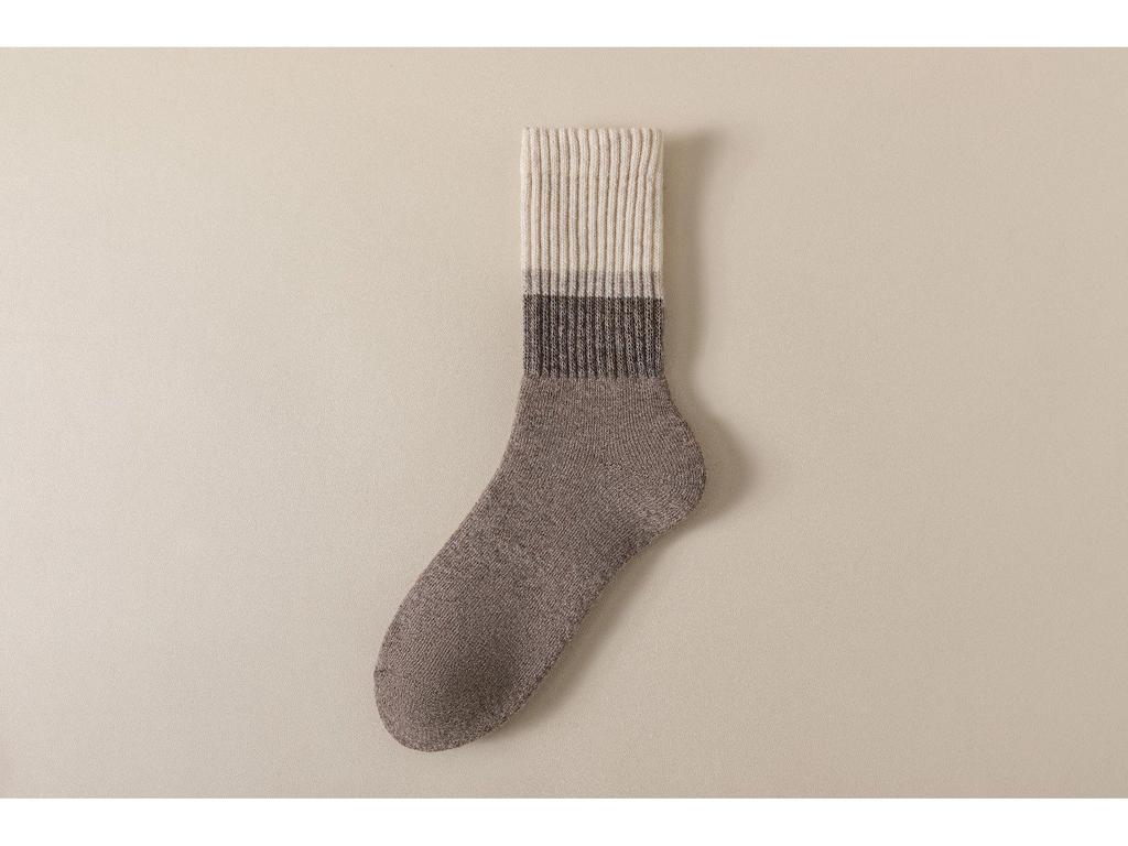 "Unisex Retro Thick Velvet Wool Anti-Pilling Mid-Tube Socks - Autumn & Winter Collection"