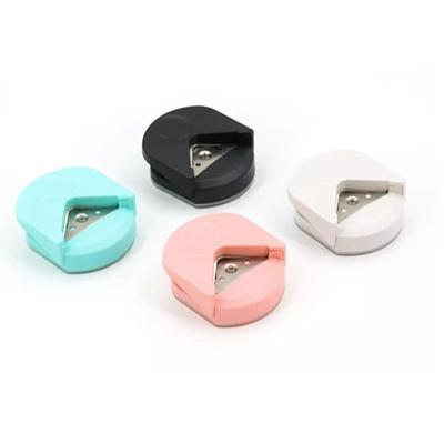 Резка и закругление бумаги Резак для бумаги Угловой резак Машина для изготовления пленки из пластика и ПВХ Триммер для бумаги Офисная компания Аксессуары