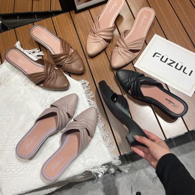 Крутые туфли на высоком каблуке для женщин, лето 2024, новые французские повседневные модные черные туфли на толстом каблуке с острым носком