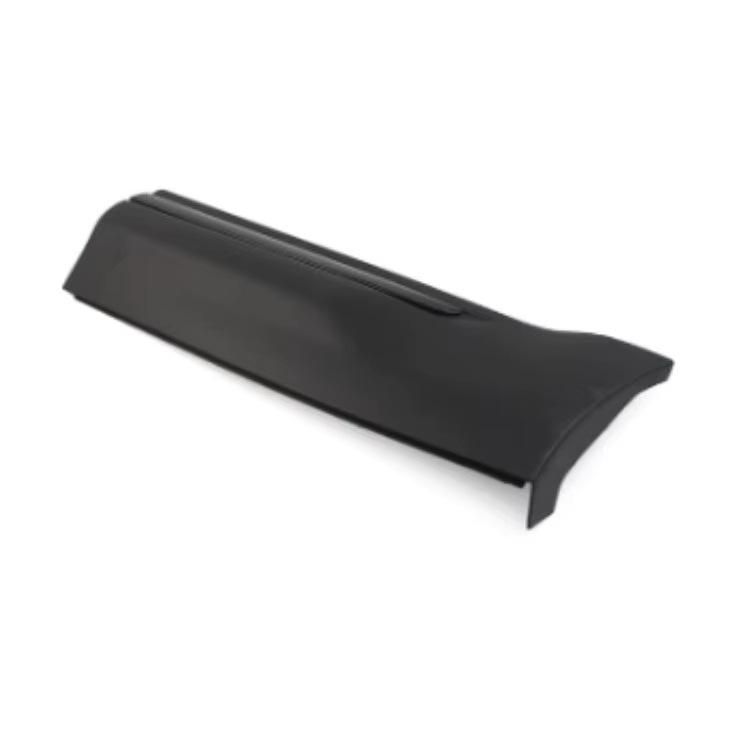 LR074947 and LR074948 fit the lower front door trim of the Land Rover Range Rover Evoque.