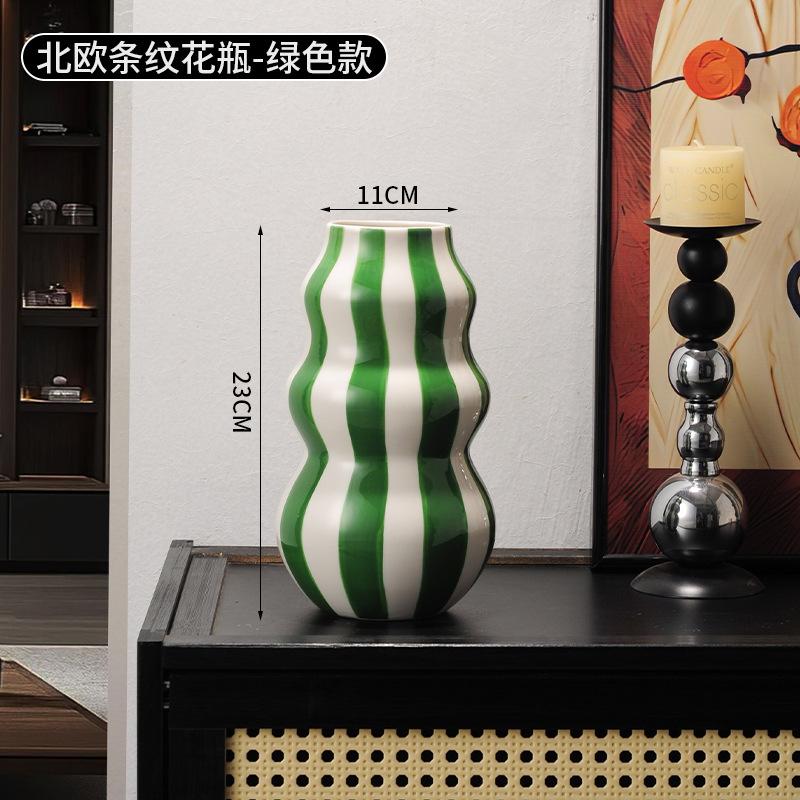 Modern niche simple striped vase flower arrangement high-end creative retro painted ceramic vase