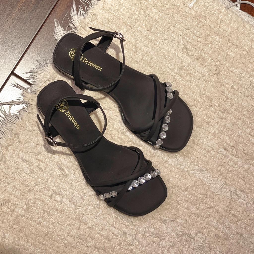 2025 НОВЫЕ Сандалии для Женщин Женская Весенне-Летняя Мода Кожаные Сандалии с Открытым Носком Сандалии на Ремешках для Женщин