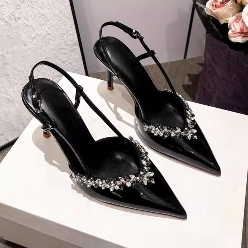 Мода Ся Новая Мода Острый Носок Мелкий Вырез Высокие Каблуки Женские Шпильки Лакированная Кожа Стразы Темперамент Одиночные Туфли