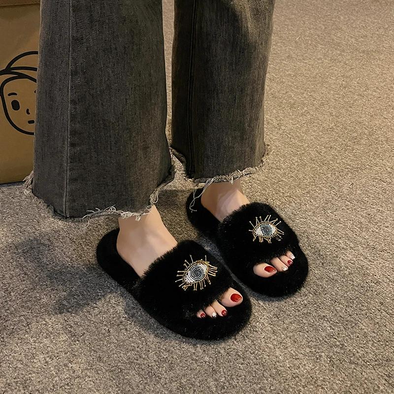 Модные тапочки женские зимние 2024 модные мягкие теплые плюшевые шлепанцы удобные на платформе меховые домашние нескользящие женские хлопковые туфли Zapatos