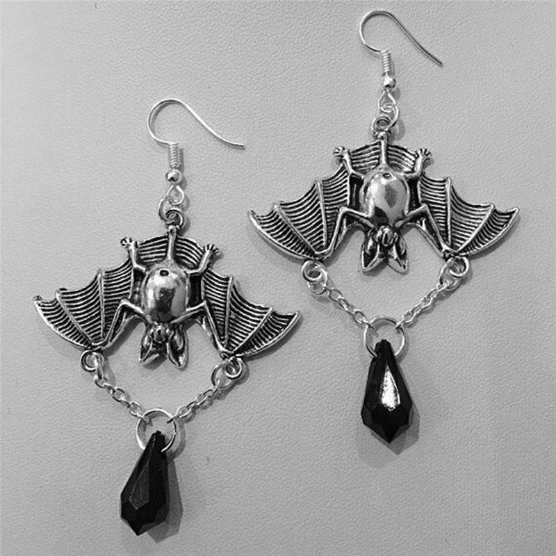 Gothic Halloween Bat Earrings Vintage Silver Color Hanging Bats Earrings Party Punk Witchcraft Accessories