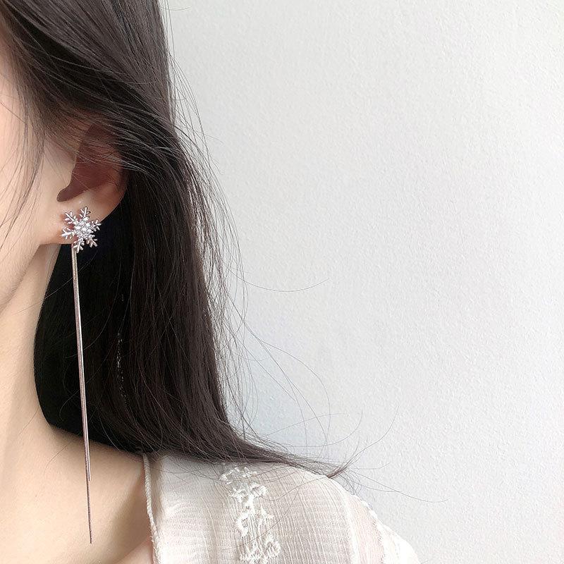 2025 Elegant Long Tassel Earrings with Rhinestone Snowflakes, Wedding Party Christmas Gift for Women, Dangle Ear Studs Jewelry