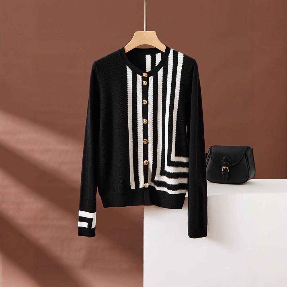 Women's French Coco Style Striped Cashmere Cardigan – Round Neck Autumn/Winter Loose Knitwear