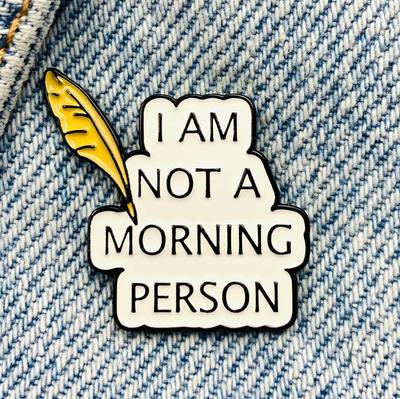 Шитье и вязание – Значки