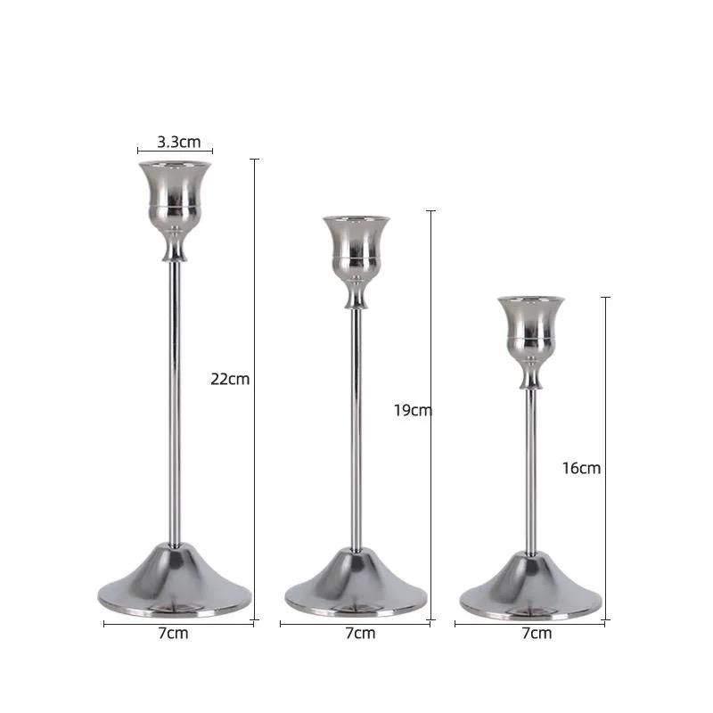 Nordic Vintage Metal Candle Holder – Romantic Candlelight Dinner Decor for Valentine’s Day and Home Decoration