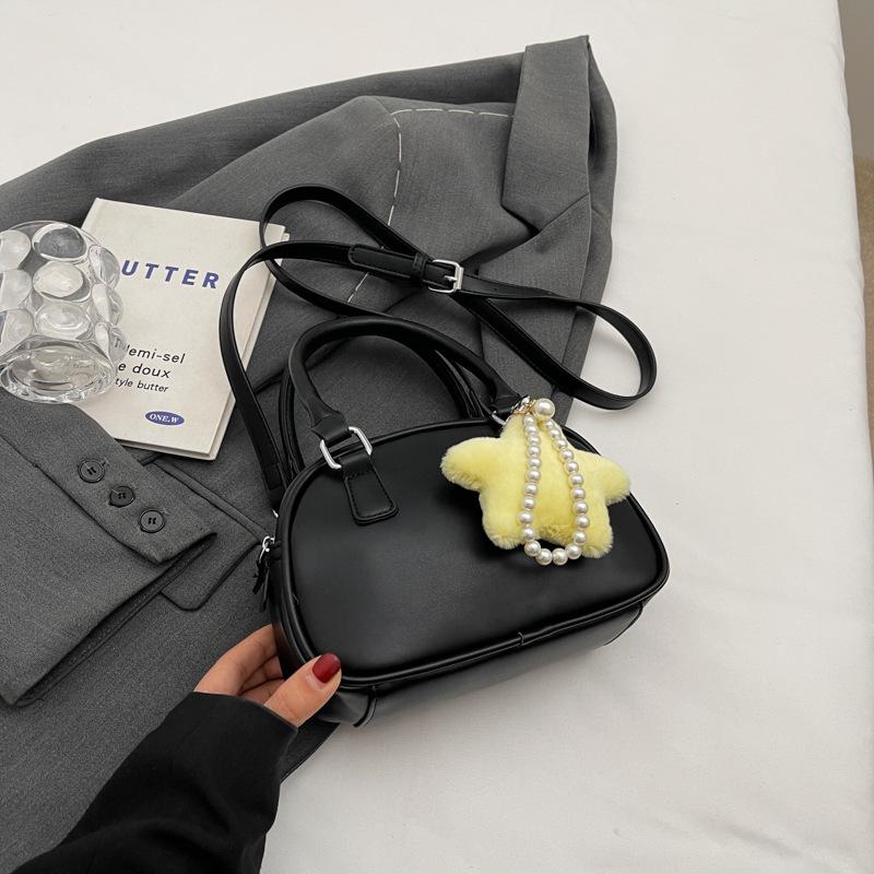 Простая и модная портативная сумка-ниша для женщин 2024 года, новая весенняя модная женская сумка, простая сумка-подушка через плечо, прилив