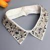 1 Piece of Luxurious Hand-set Rhinestone Fake Collar for Ladies, a Neck Decoration with a Quick-release Design. This Shiny and D