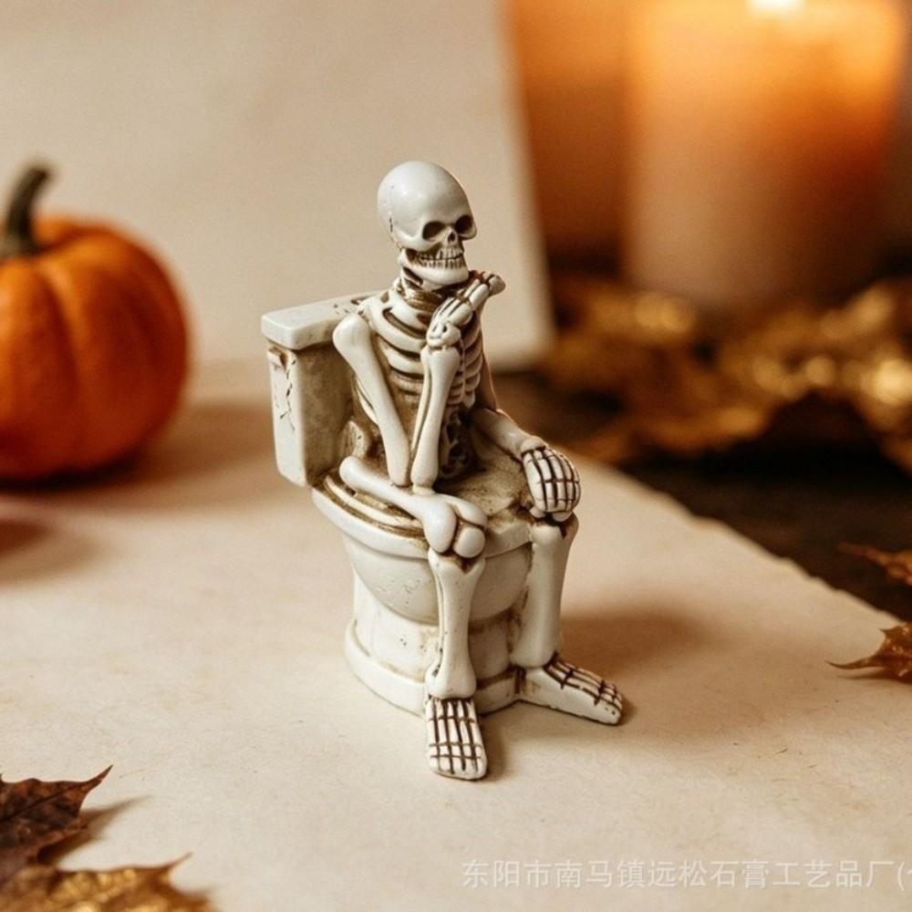 Vintage Halloween Skeleton Statue Gothic Mini Toilet Skeleton Sculpture Home Decor