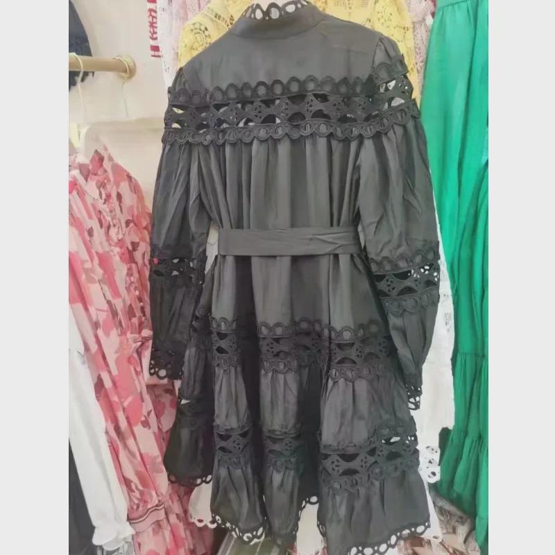 Австралийская мода: Платье феи свободного кроя с кружевным сращиванием ранней весны