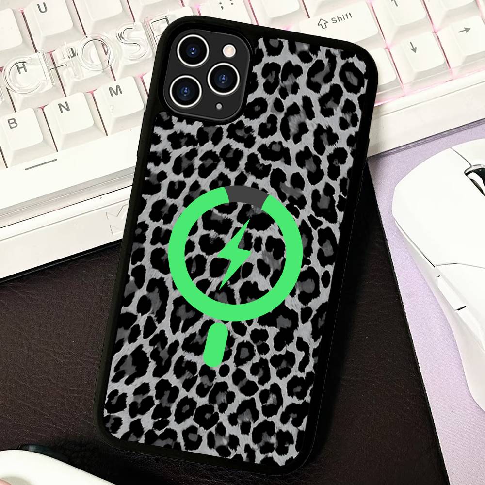 Leopard Cheetah Print Phone Case For IPhone 17 16 Pro Max 15 14 Plus 11 13 12 Shockproof Magnetic For Magsafe Cover