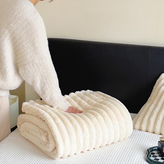 Kids Throw Blanket Super Soft Imitation Rabbit-Fur Flannel Blanket Living Room Warm Blanket Home Decor