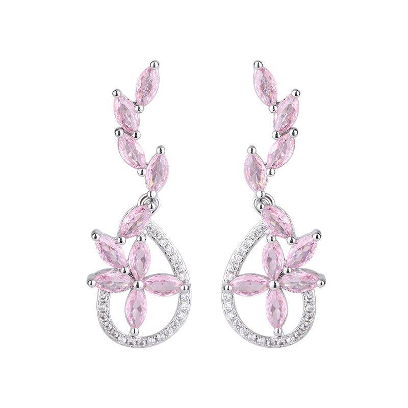 Розовый циркон с французской микроинкрустацией розового циркония, длинная банкетная кисточка с цветком, игла из серебра 925 пробы