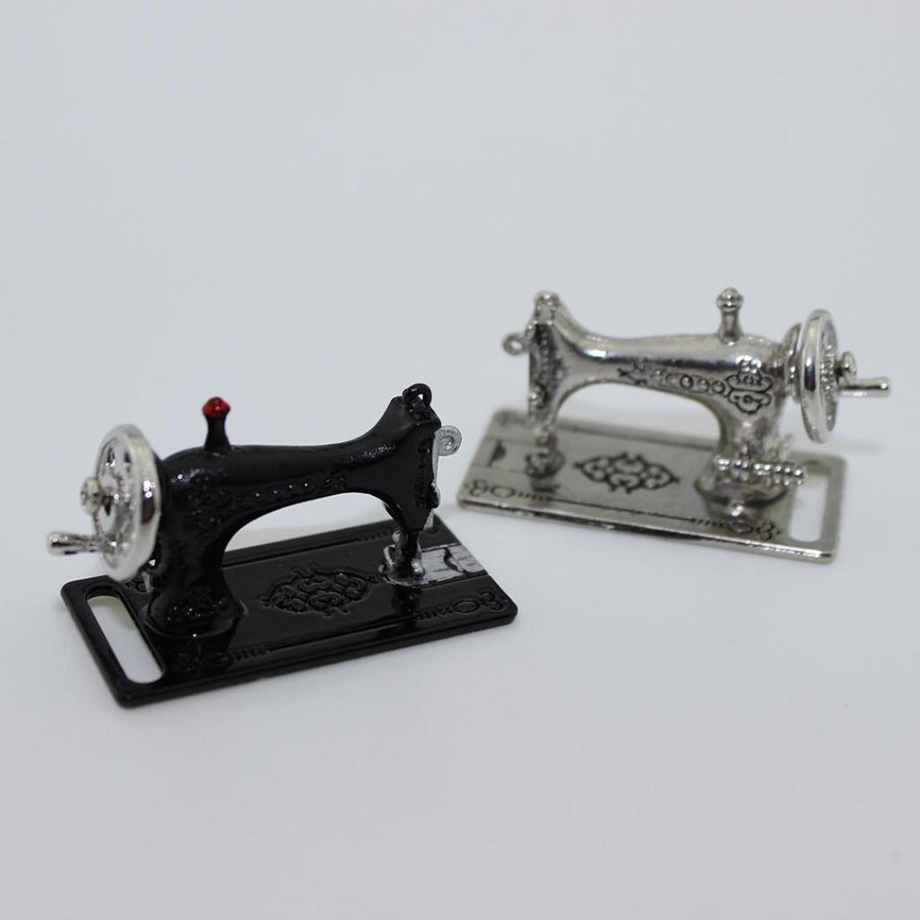 Mini Lovely Alloy Sewing Machine Model Toy Dollhouse Miniature Accessories
