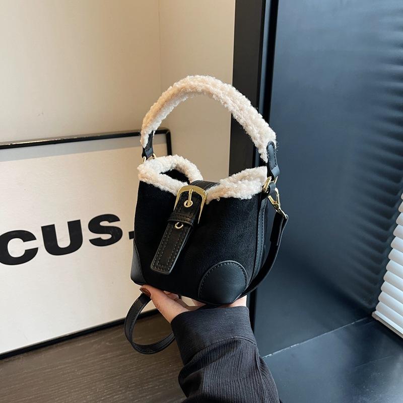 Сумка женская новая модная на плечо, сумка-мессенджер