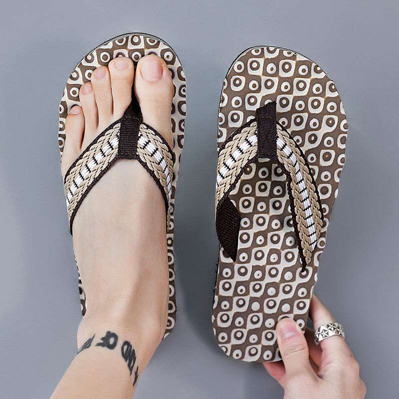 Летние новые трендовые мужские шлепанцы в корейском стиле, большого размера, массажные шлепанцы-вьетнамки, повседневные пляжные шлепанцы