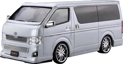 Aoshima Bunka Kyozaisha The Tuned Car Series Toyota Silk Blaze TRH200V Hiace VerIII 1/24 № 28 '10