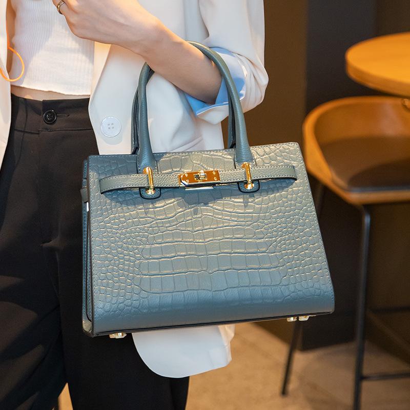 Большая сумка, легкая, роскошная, нишевая, высококачественная, с рисунком крокодила, сумка-тоут, большая вместимость, универсальная, сумка через плечо для женщин