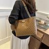 High-value Large Capacity Bag Retro Tote Bag for Women New Light Luxury Niche Chain One-shoulder Tote Bag