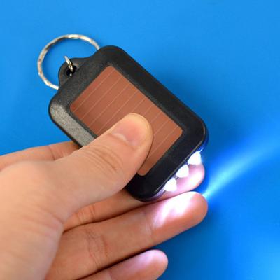Высокая твердость водонепроницаемый пластиковый аксессуар для ключей с факелом на солнечной энергии