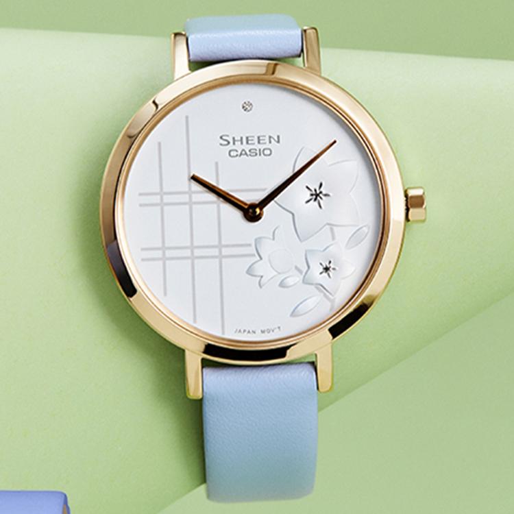 Casio Женские часы SHEEN Белые SHE-C140GL-2AUPFH-person