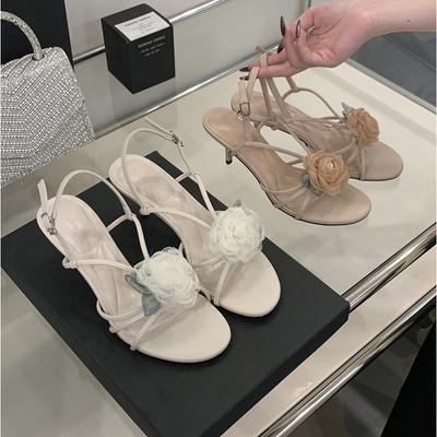 Камелия фея стиль с юбкой сандалии девушка 2025 новые стилет красивые ретро ремешок высокие каблуки лето