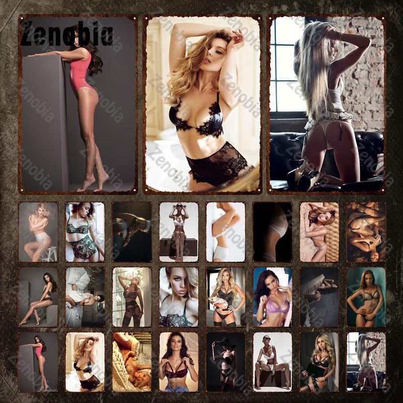 Сексуальная девушка металлический знак нижнее белье модель грудь и ягодицы металлический плакат черные чулки женщина декоративная жестяная пластина домашний декор