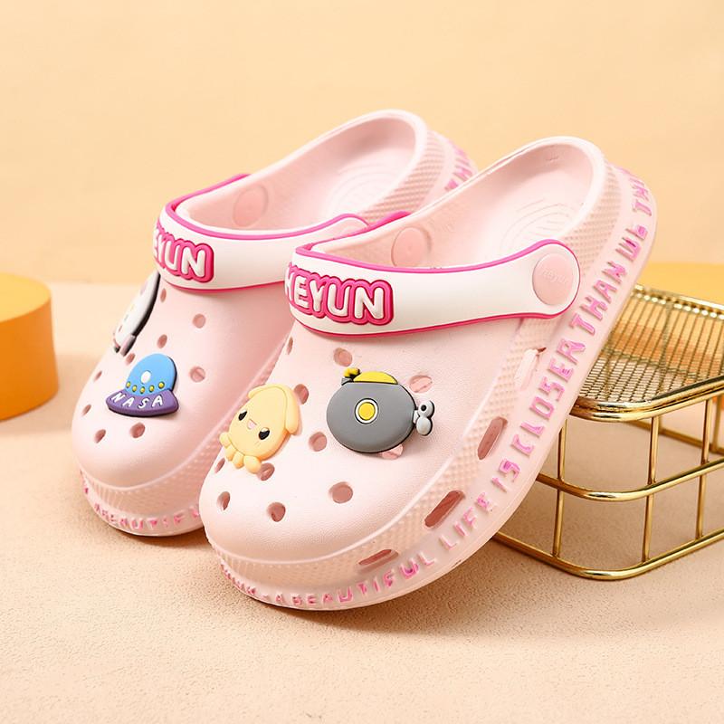 Стильные и дышащие детские летние сандалии-шлепанцы из ЭВА с мультяшным дизайном, доступны в нескольких цветах