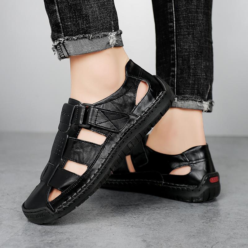 2024 Outdoor Men Summer Sandals Non-slip Walking Hiking Trekking Shoes Men Slippers Beach Wading Baotou Leather Sandals Travel