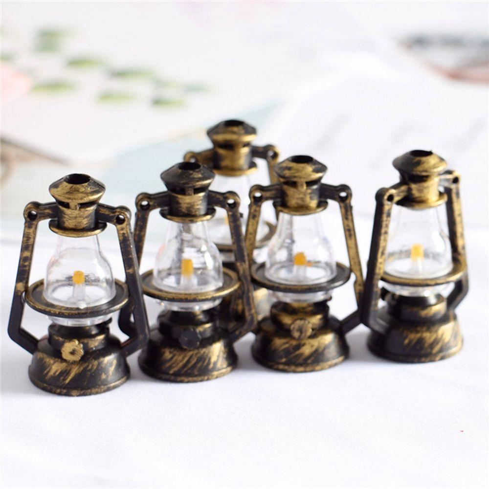 Toy Living Room Dollhouse Accessories Kitchen Scene Ornaments Kerosene Lantern Toy Doll Oil Lamp